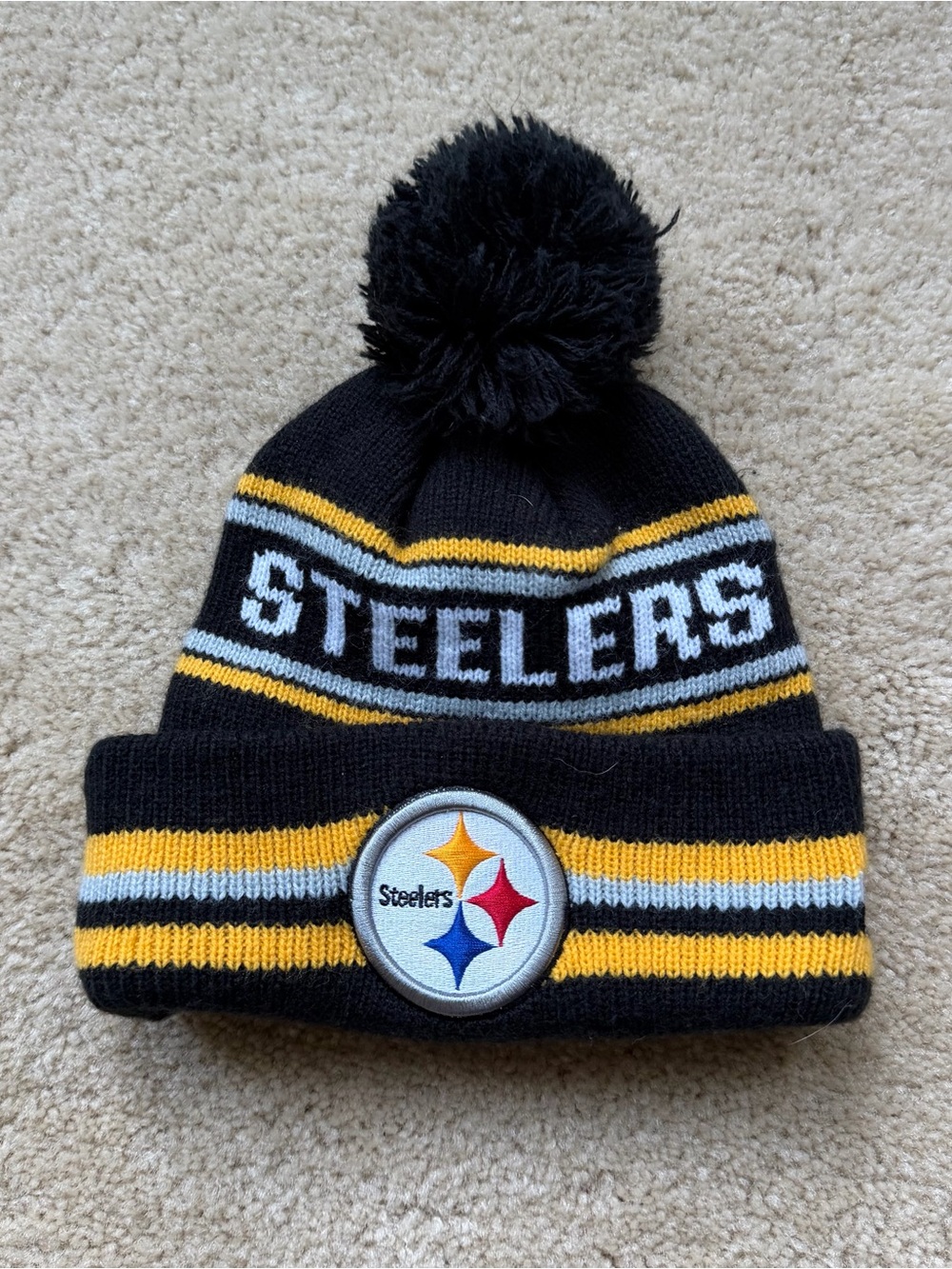 New Era Youth Pittsburgh Steelers NFL Pom Pom Knit Beanie Hat - OSFM - EUC